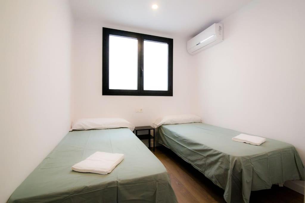 Apartament Atico Con Terraza En El Centro De Reus Zewnętrze zdjęcie
